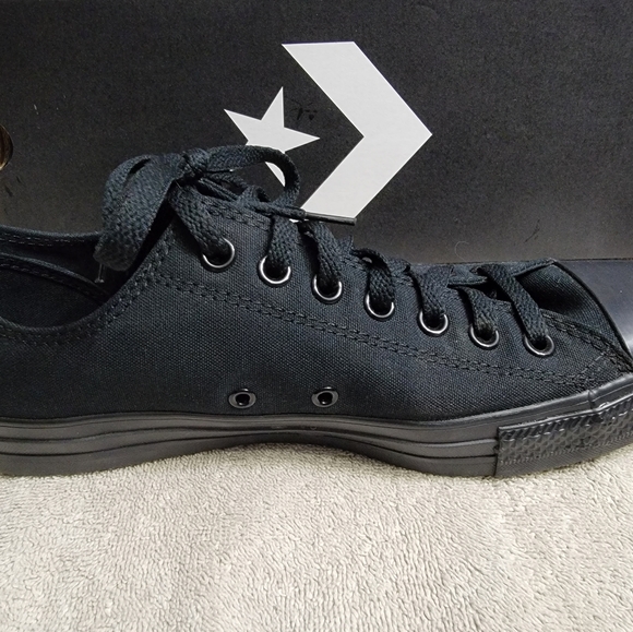 Converse - Picture 4 of 8
